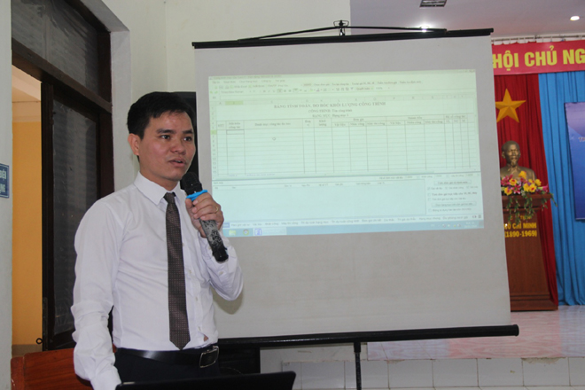 Ông Dương Tất Thắng – Đại diện công ty cổ phần  F1 TECH giới thiệu về phần mềm dự toán F1