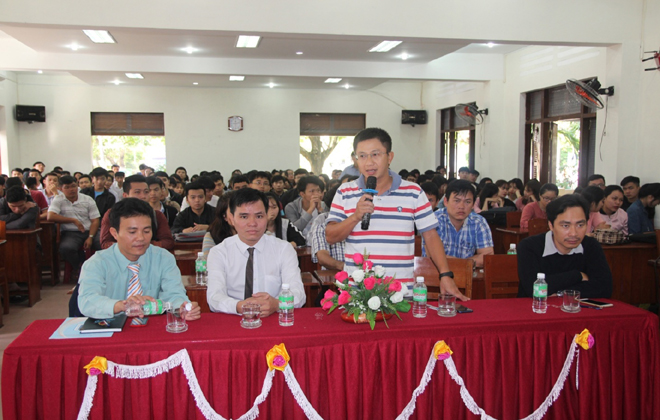 Doanh nghiệp địa phương trao đổi về phần mềm dự toán F1